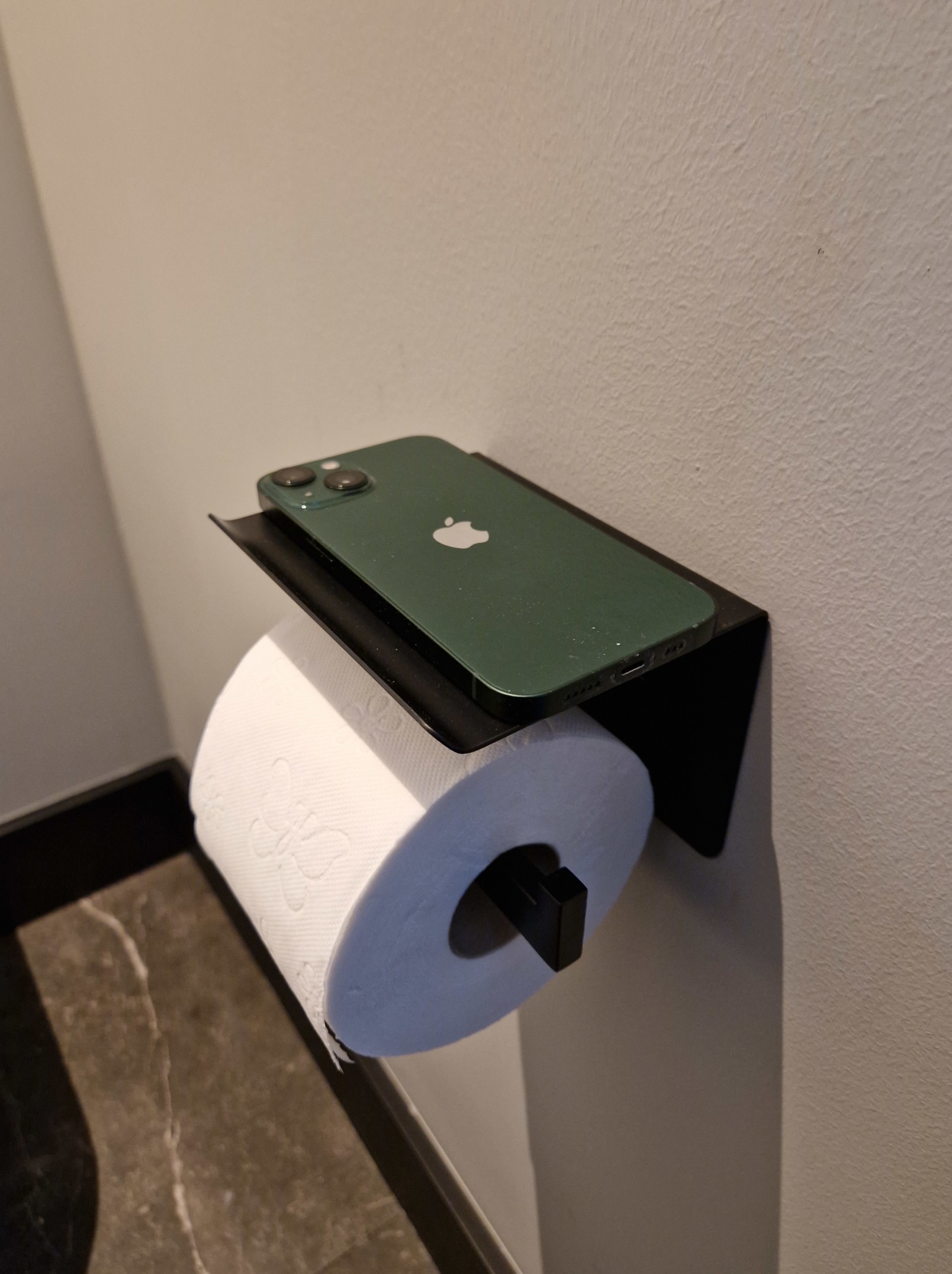 toiletrol houder met klep